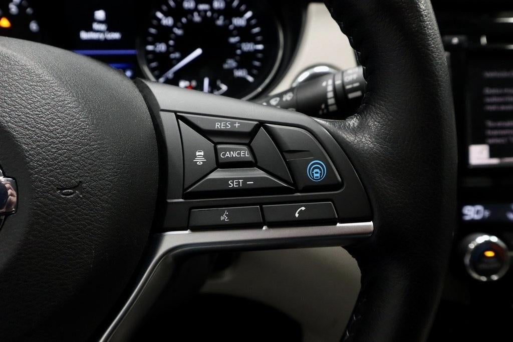 2022 Nissan Rogue Sport SL