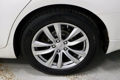 2017 INFINITI Q70 3.7X