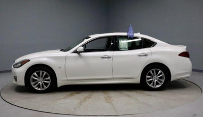 2017 INFINITI Q70 3.7X