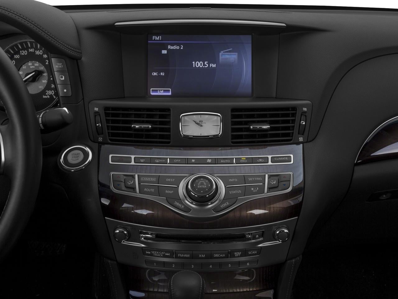 2017 INFINITI Q70 3.7X