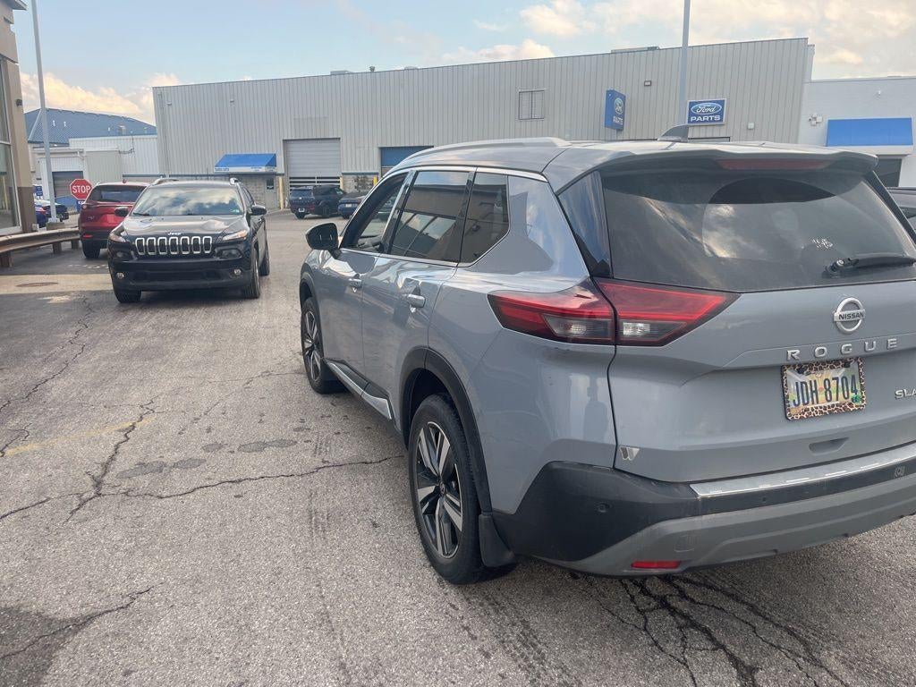 2021 Nissan Rogue SL