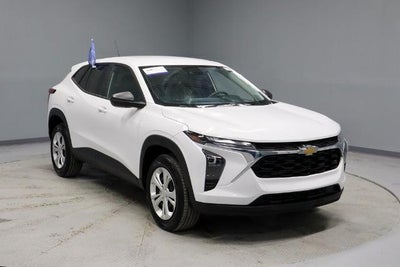 2025 Chevrolet Trax LS