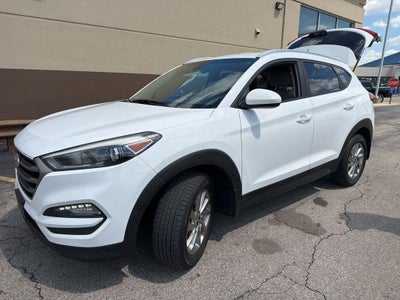 2016 Hyundai TUCSON SE