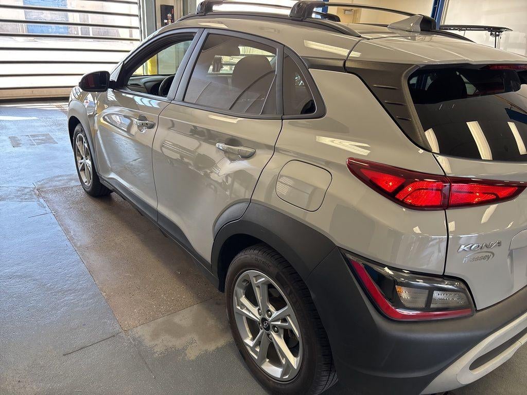 2022 Hyundai KONA SEL