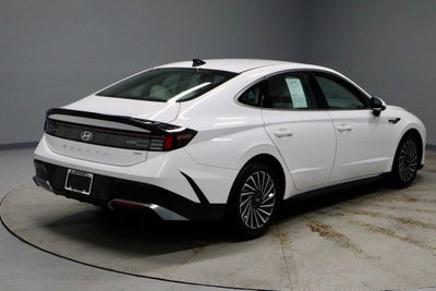 2025 Hyundai SONATA Hybrid SEL