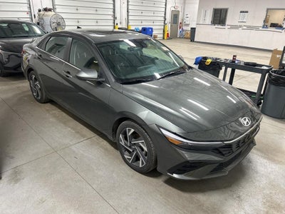 2025 Hyundai ELANTRA SEL Convenience