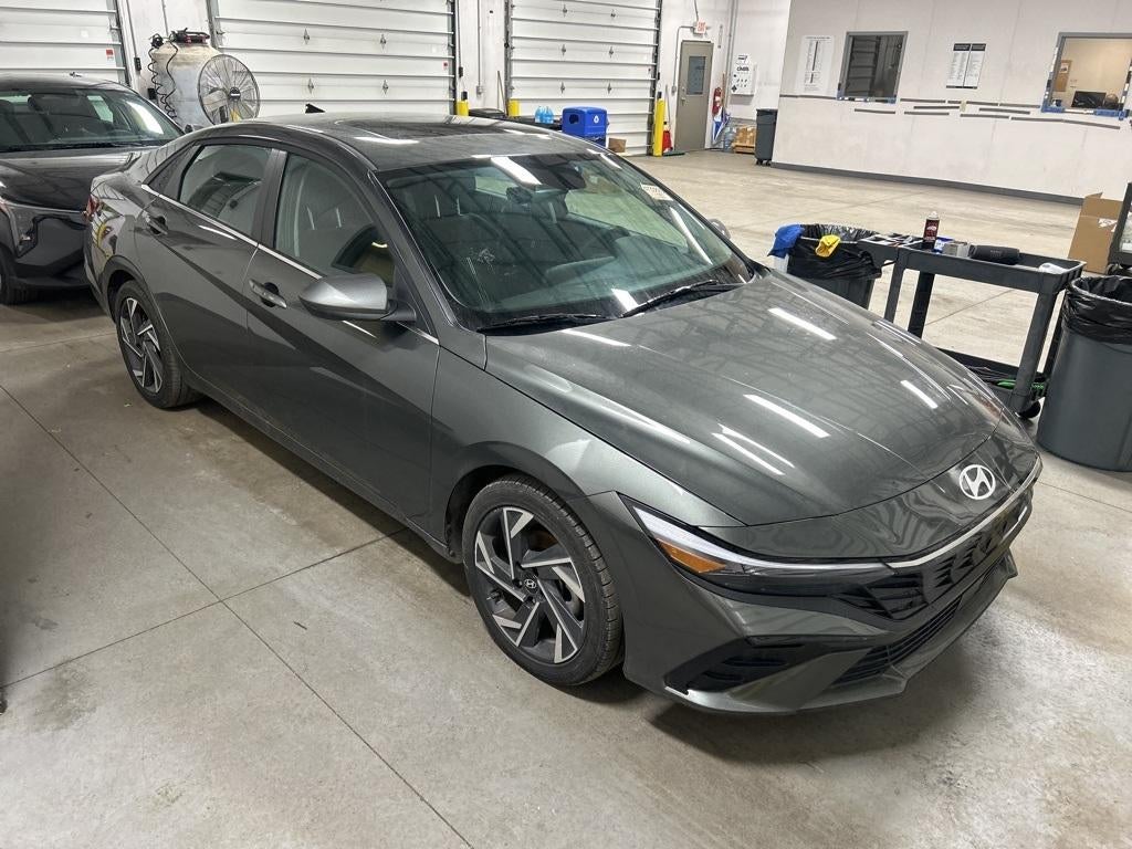 2025 Hyundai ELANTRA SEL Convenience