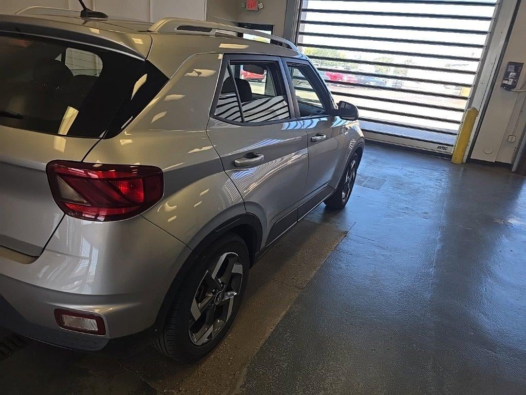 2024 Hyundai VENUE SEL