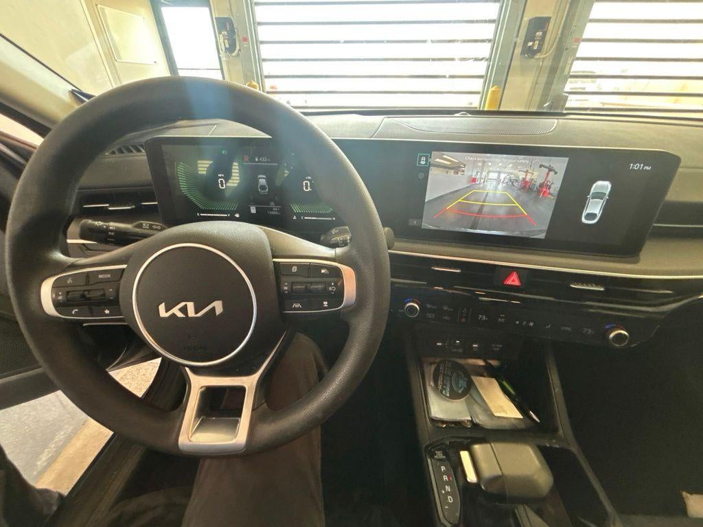 2025 Kia K5 LXS