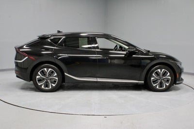 2024 Kia EV6 Light