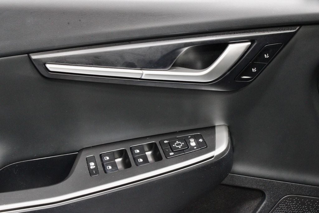 2024 Kia EV6 Light