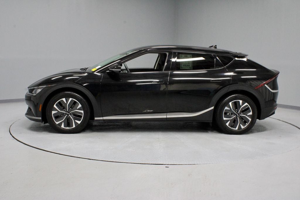 2024 Kia EV6 Light