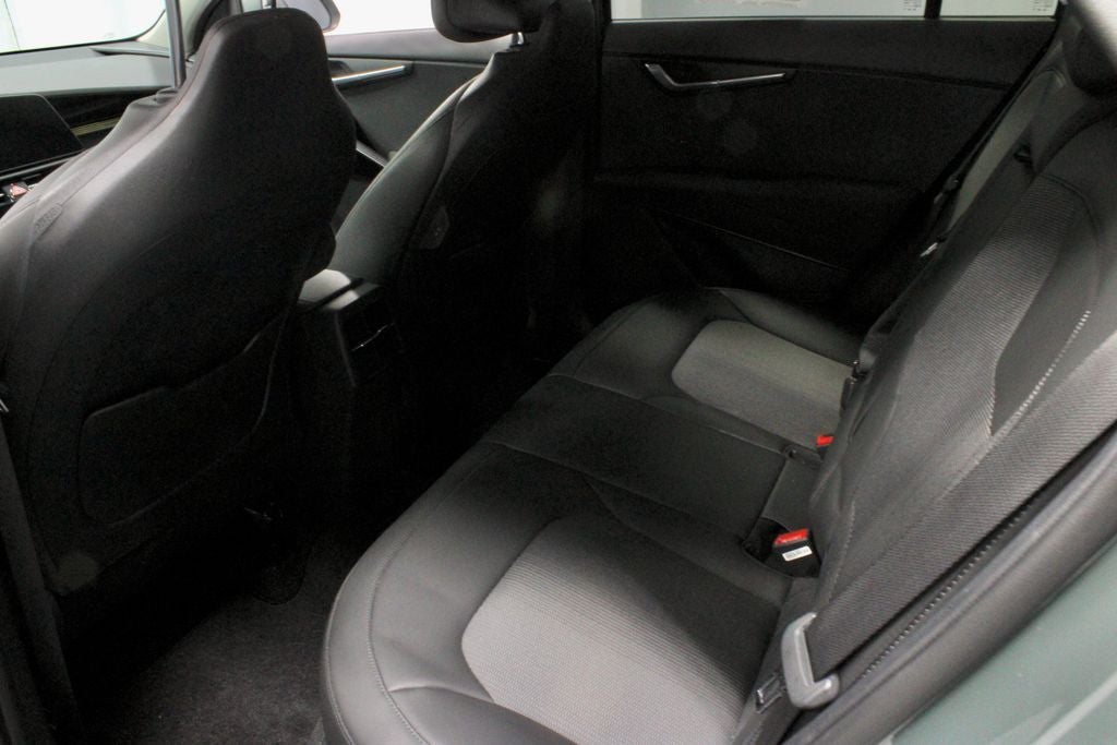 2023 Kia Niro Plug-In Hybrid EX