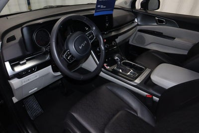 2024 Kia Carnival LX Seat Package