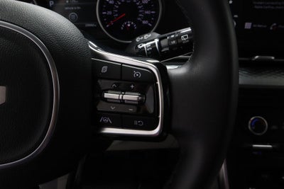2024 Kia Carnival LX Seat Package