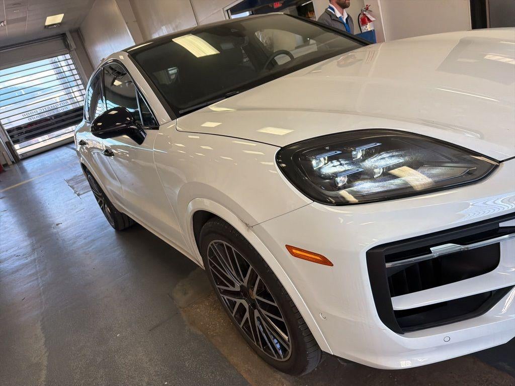 2024 Porsche Cayenne S