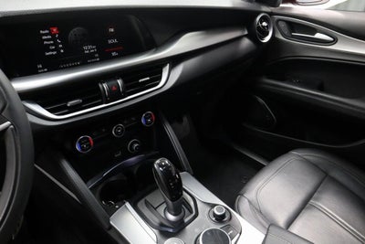 2018 Alfa Romeo Stelvio Base